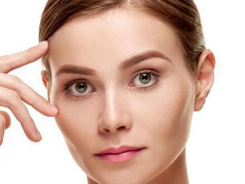 When is swelling after face lift surgery abnormal?