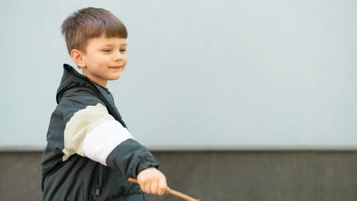 كيف نربي أطفالاً أقوياء نفسياً؟ (ملخص بودكاست مثير للاهتمام في علم النفس) - psychoologist.net