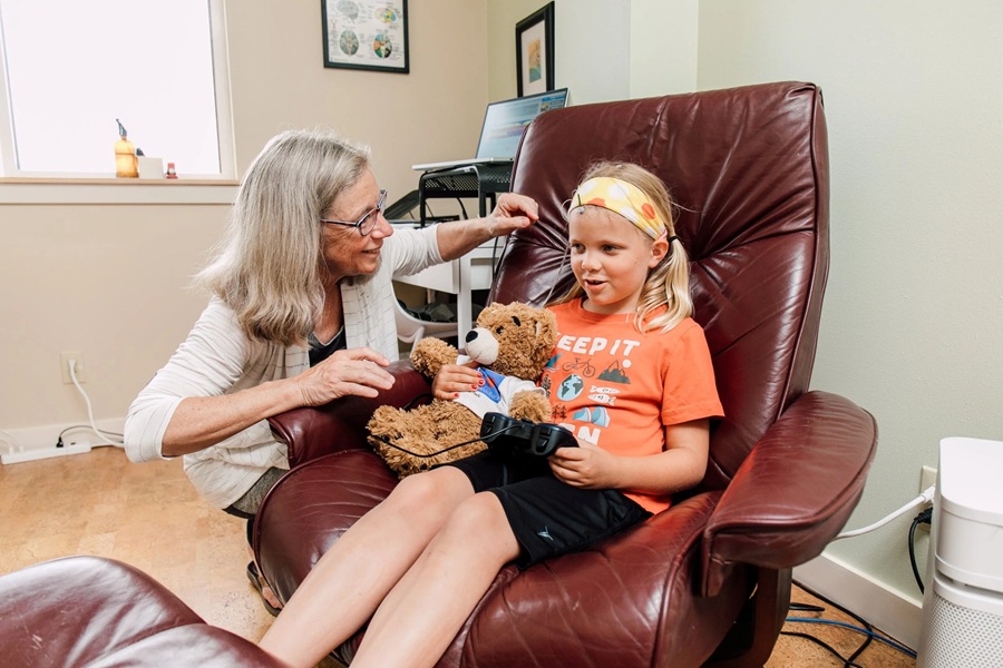 تكلفة الارتجاع العصبي في طهران العوامل التي تؤثر على سعر الارتجاع العصبي