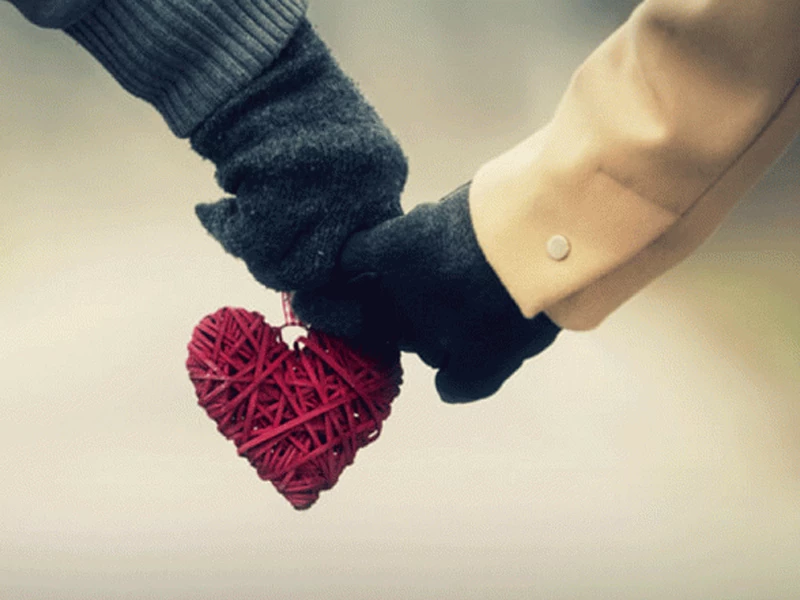 یک رابطه عاطفی سالم: راهی به سوی زندگی پر از صلح و عشق