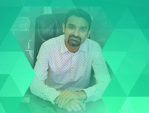 Dr. Sayyed Daoud Mousavi Bafaroui - a dentist specializing in dental implants and cosmetics in Tehran