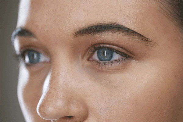 Familiarity with cataract surgery and premium intraocular lens