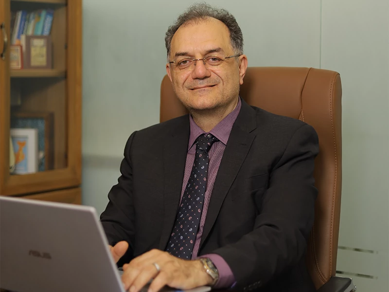 Introducing the best pediatrician in Daulat Street - Dr. Ali Faraji