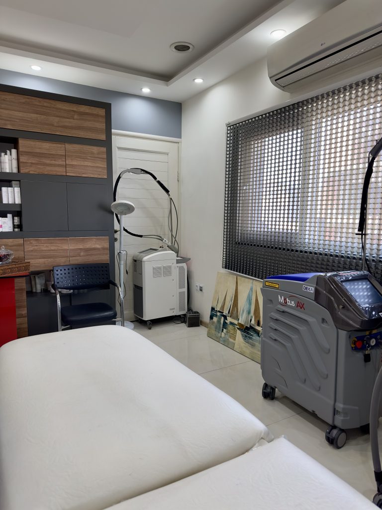 کلینیک زیبایی معتبر در گرگان - دکتر مهرداد تیموریان متخصص پوست و مو و زیبایی