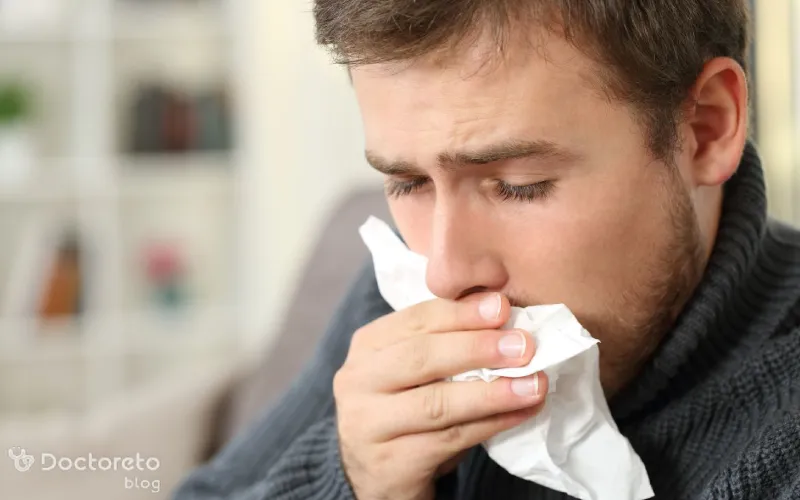 علت ترشح آب دهان در کودکان و بزرگسالان چیست؟