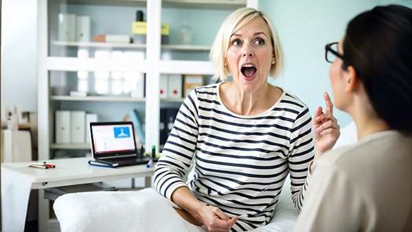 بهبود گفتار (آفازی)، بلع (دیسفاژی) و ارتباط پس از سکته مغزی گفتار درمانی تخصصی در مرکز کاردرمانی صبا شرق تهران - کاردرمانی صبا